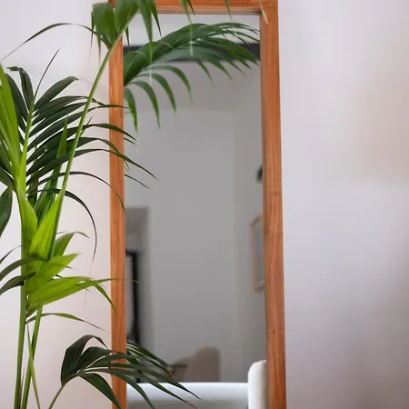 With Love, 4 * Παλέρμο