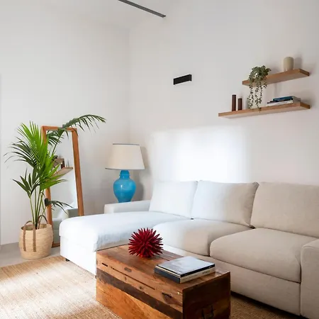 With Love, 4 * Παλέρμο