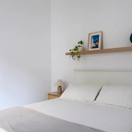 With Love, 4 Διαμέρισμα *