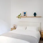 With Love, 4 Apartment *